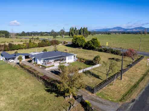 6 Whenuahou Road, Takapau