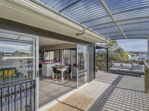 12 Hardy Place, Cooks Beach
