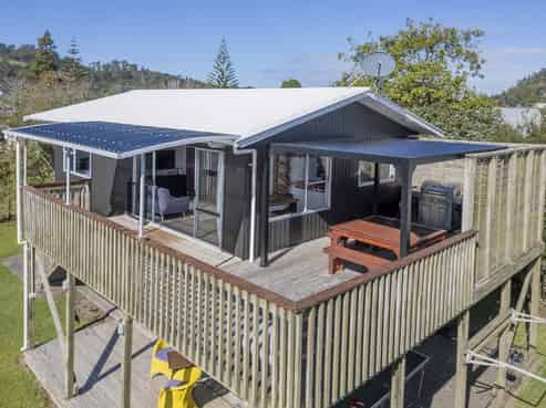 12 Hardy Place, Cooks Beach