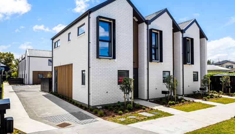 2/77 Matipo Road, Te Atatu Peninsula