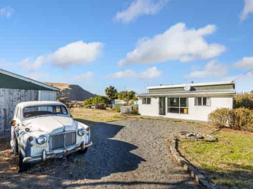 18 Lake Terrace Road, Little River