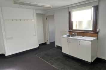 Modernised Retail Shop for Lease