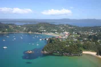 Rare FHGC Opportunity on Stewart Island