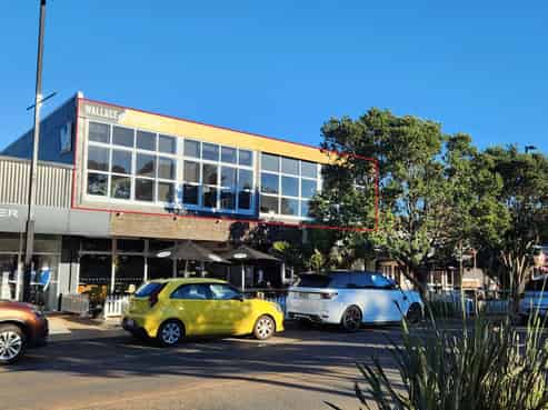 Orewa opportunity - excellent exposure