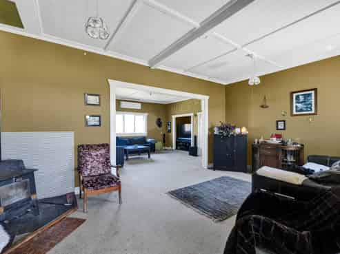 31 Clarke Road, Lepperton