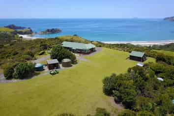 1 Aotea Road, Great Barrier Island