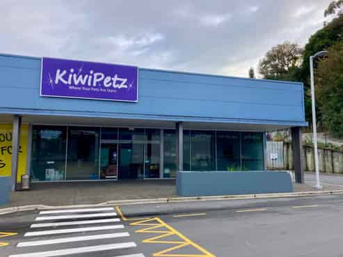 Shopping centre retail for lease