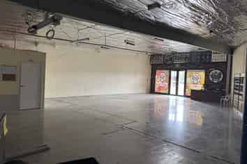 Chic Huapai retail