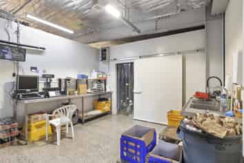 Chic Huapai retail