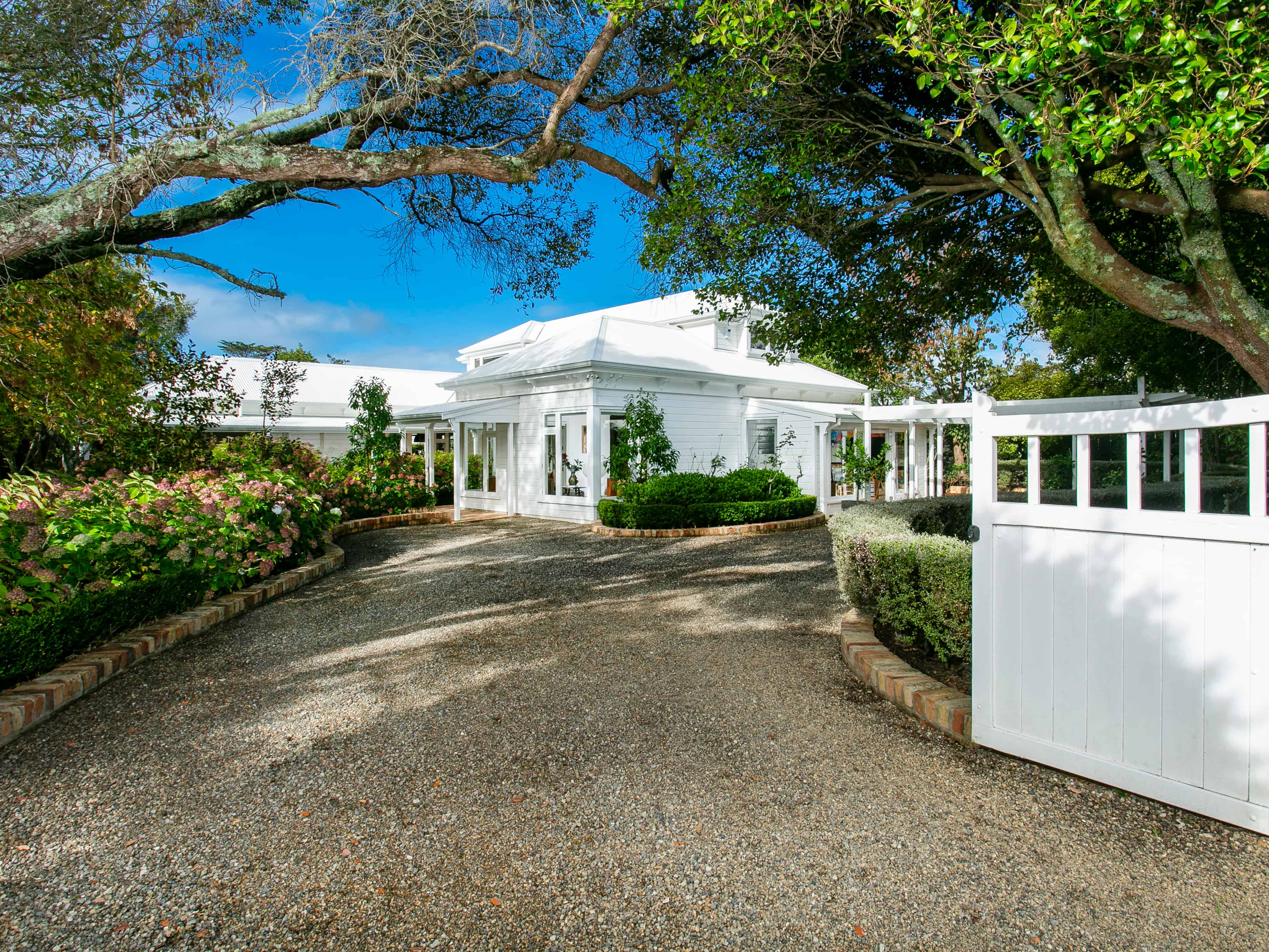 Greenhithe Homes and Real Estate for Sale realestate.co.nz