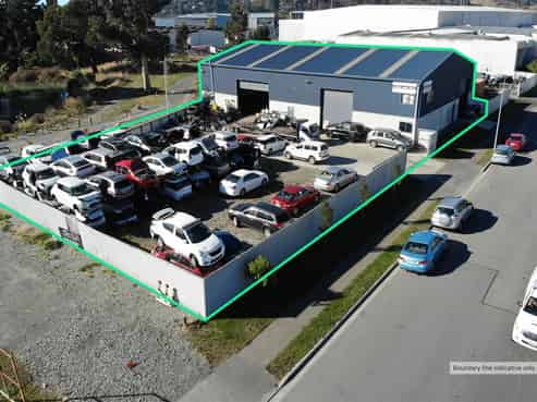 Workshop/Warehouse with Office and Yard