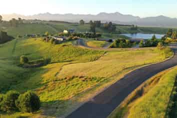 Lot 18 Delta Lake Heights, Renwick