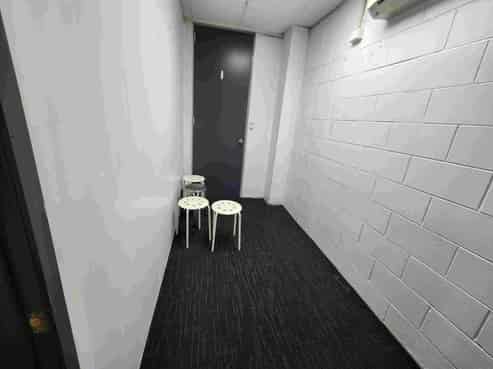 Partitioned Massage Rooms on Manukau Road