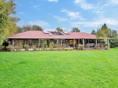 159 Flora Road East, Makarewa