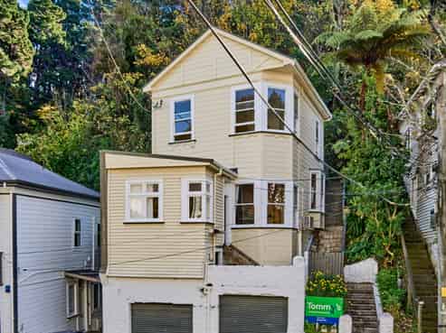 21 Adams Terrace, Aro Valley