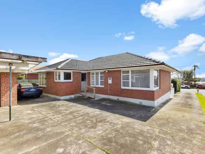 33 Donovan Street, Blockhouse Bay