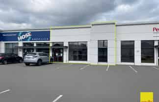 Blenheim Showcase: Prime Showroom & Warehouse