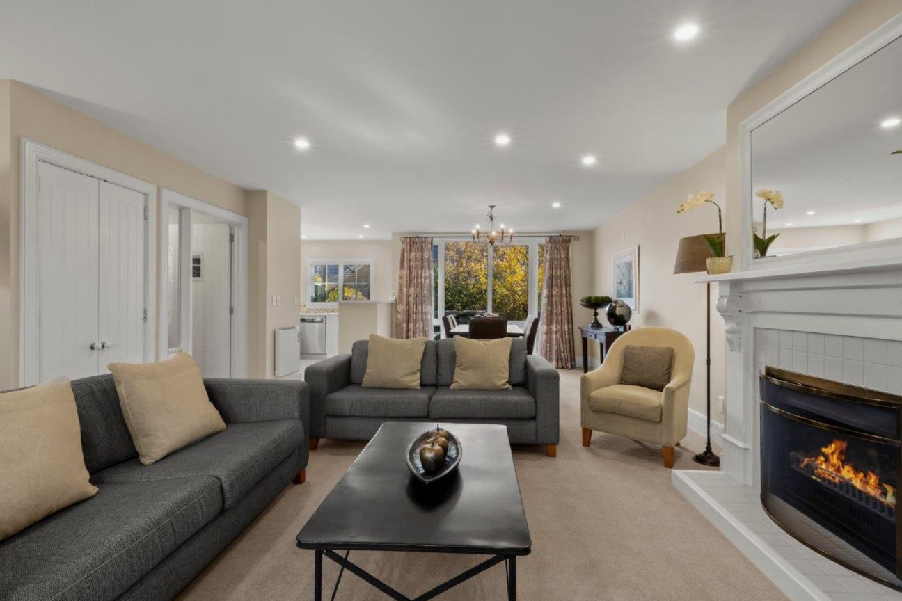 ICONIC MILLBROOK TOWNHOUSE - Bild 6