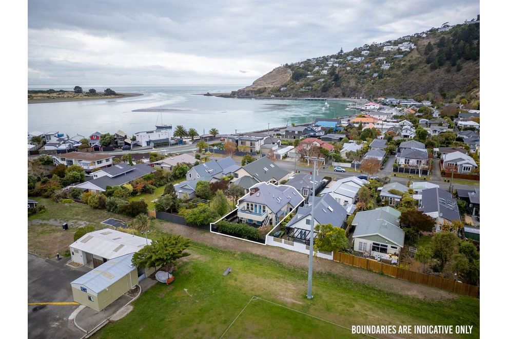 2/14 Wakatu Avenue, Redcliffs, Christchurch City For Sale