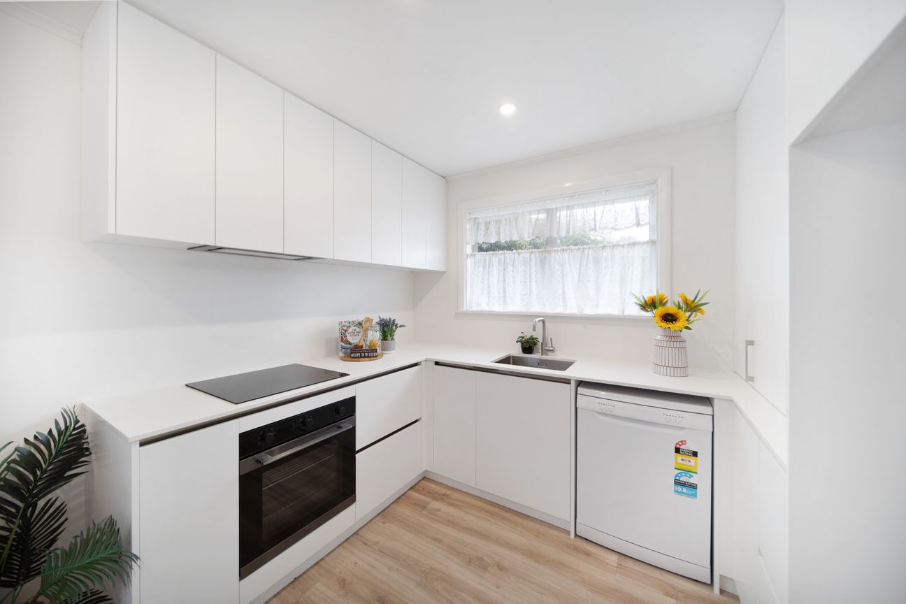 Fully Renovated on Full Section - Bild 4