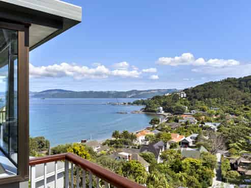 32 Walter Road, Lowry Bay