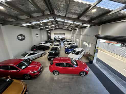 Central warehouse/showroom with yard