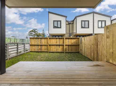1 Te Puketoka Lane, Mangere