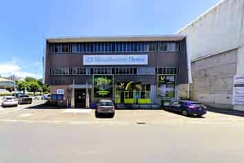 Modern Amenities & Convenience | 230m2