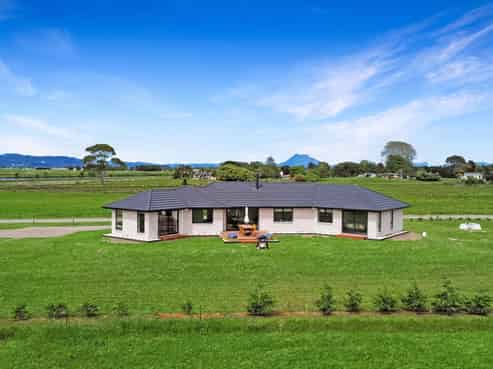 97A Thornton Beach Road, Thornton