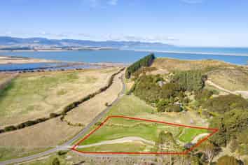 3626A Western Lake Road, Featherston