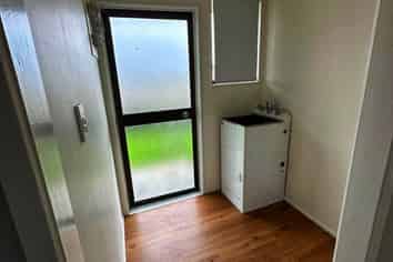 2/5 Martha Lane, Weymouth