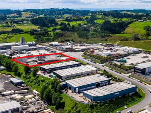 Large industrial yard for lease - Silverdale