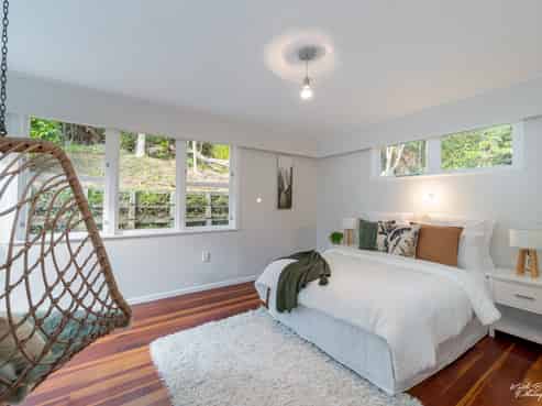10A Birch Grove, Pinehaven
