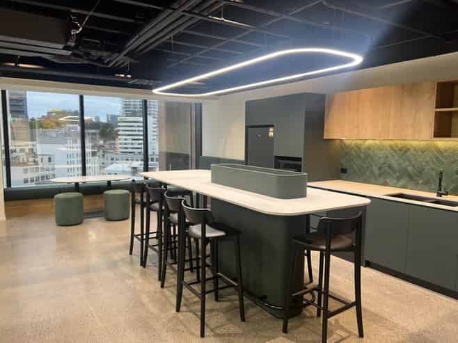 GRADE A BESPOKE FITOUT WITH CBD OUTLOOK
