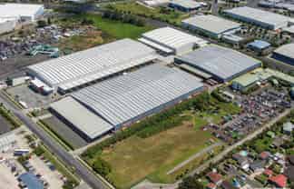 Savills | 8,500 sqm Tidy Warehouse
