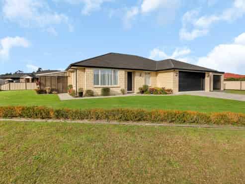 8 Flax Street, Ruakaka