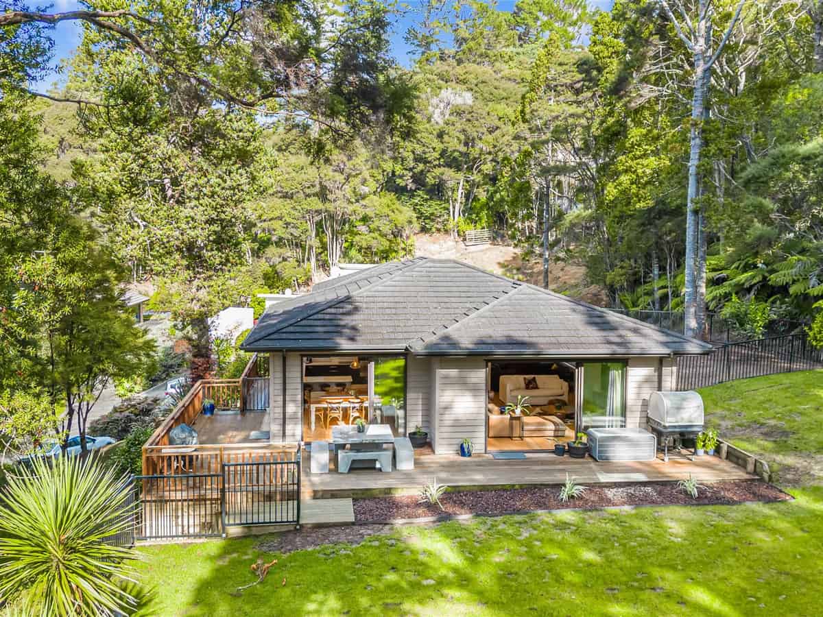 Whangaparaoa Homes and Real Estate for Sale realestate.co.nz