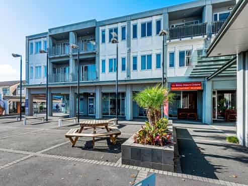 1.04Ha Albany Opportunity with Enormous Potential! 