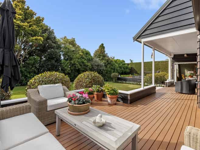 74 Kings Avenue, Matua