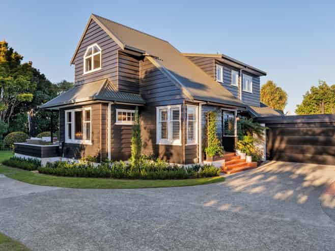 74 Kings Avenue, Matua