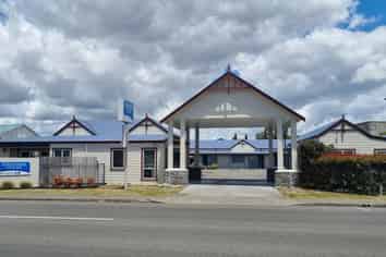 12 Unit Land and Buildings Investment