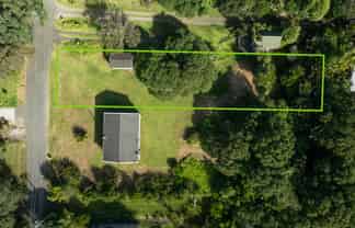 116 Garden Road, Piha