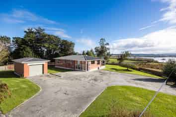 446 Lakeside Road, Lovells Flat