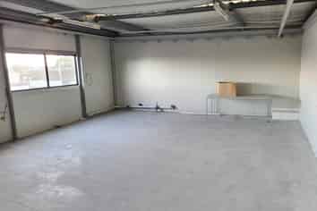 212M² SPACE FOR PROFESSIONALS OR MEDICAL
