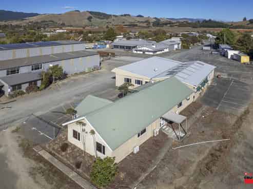 Yard and office- Attractive Lease Incentives
