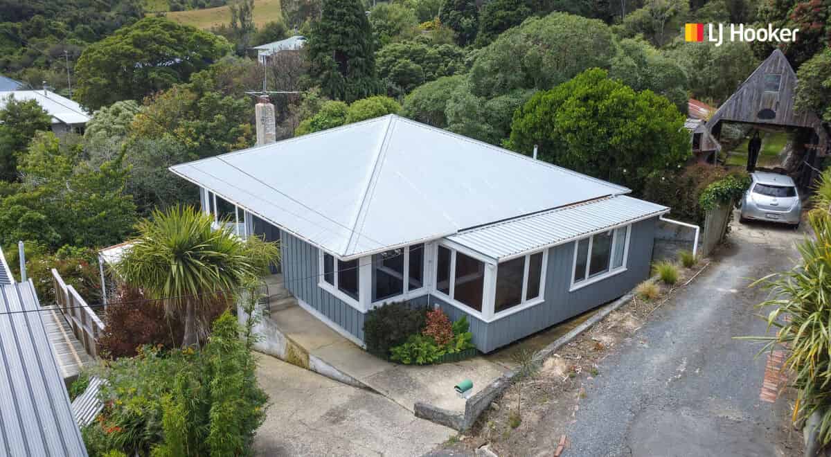 15 Porterfield Street, Macandrew Bay, Dunedin City For Sale