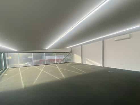 Large Office - Bargain Price