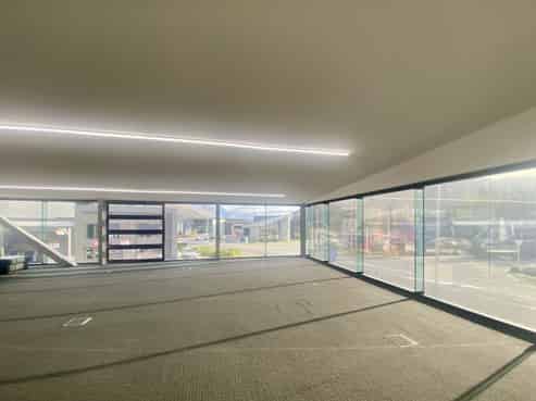 Large Office - Bargain Price