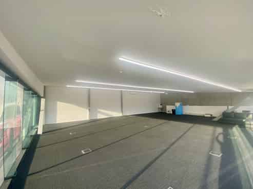 Large Office - Bargain Price