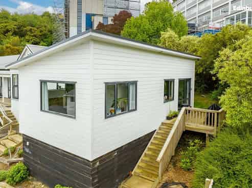 78B Gladstone Road, Dalmore